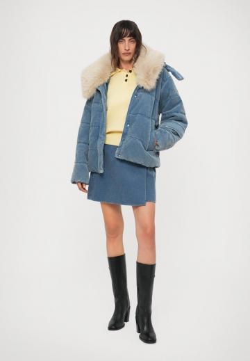 Зимняя куртка