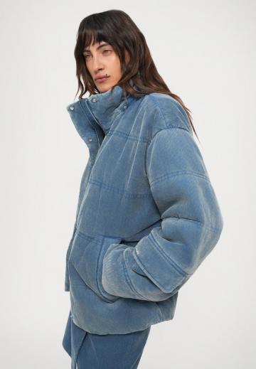 Зимняя куртка