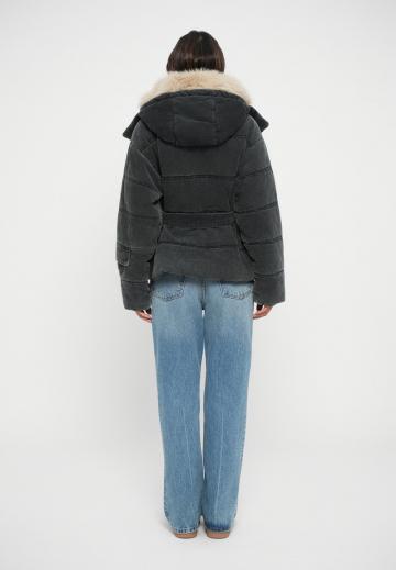 Зимняя куртка