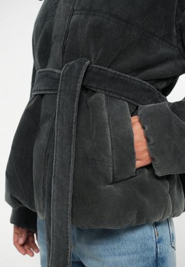 Зимняя куртка