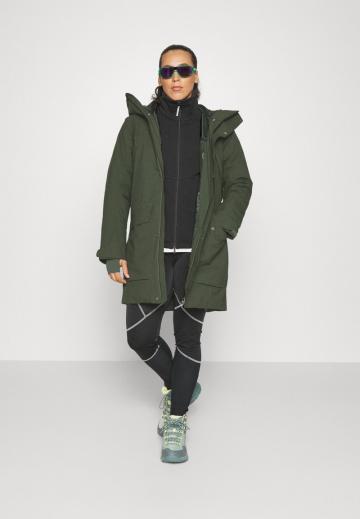 Спортивная куртка