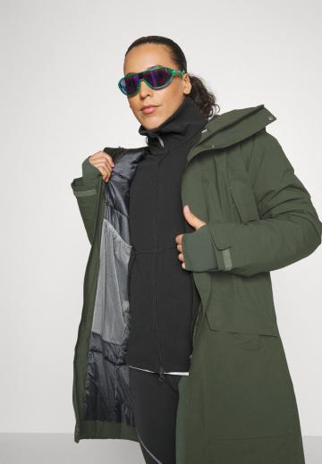 Спортивная куртка