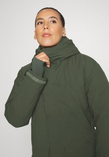 Спортивная куртка