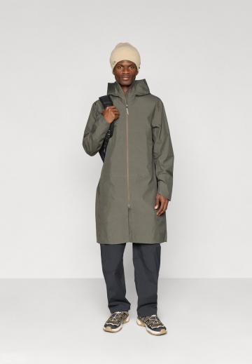 Куртка-дождевик