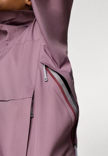 Спортивная куртка