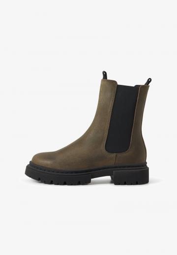 Ботинки челси