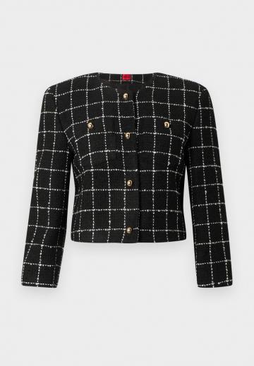 Короткая куртка