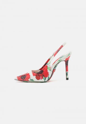 Туфли на высоком каблуке