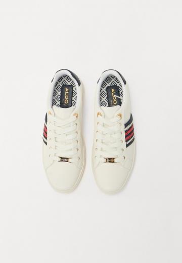 Гандбольные кроссовки