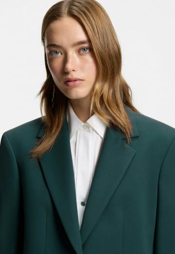 Короткое пальто