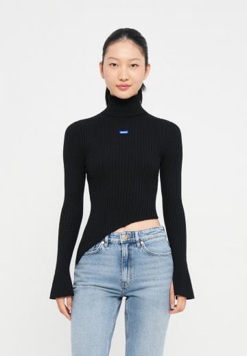 Клешеные джинсы