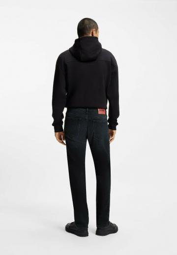 Узкие джинсы