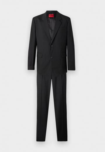Костюм