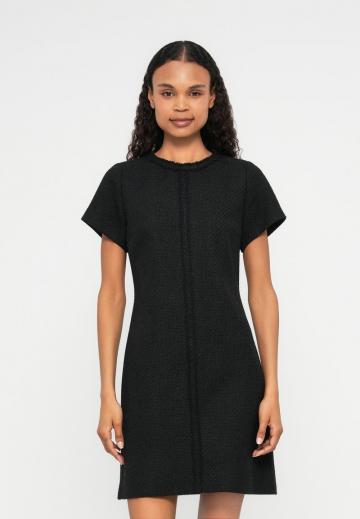 Короткое платье