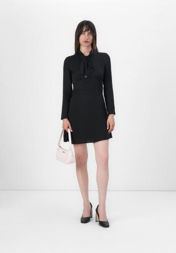 Короткое платье