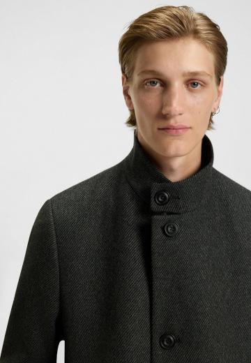 Шерстяное пальто