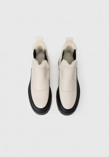 Ботинки челси