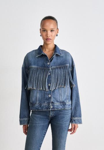Джинсовая куртка