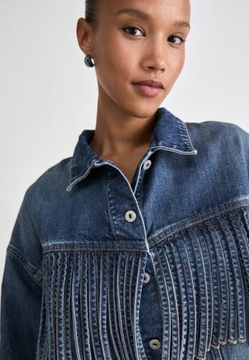 Джинсовая куртка