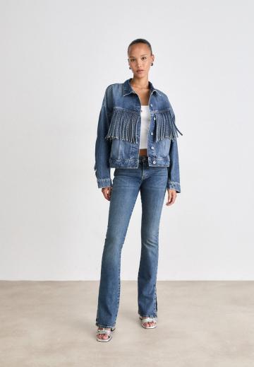 Джинсовая куртка