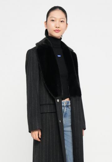 Шерстяное пальто