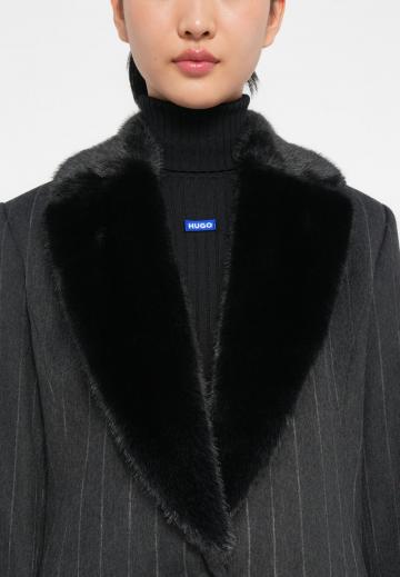 Шерстяное пальто