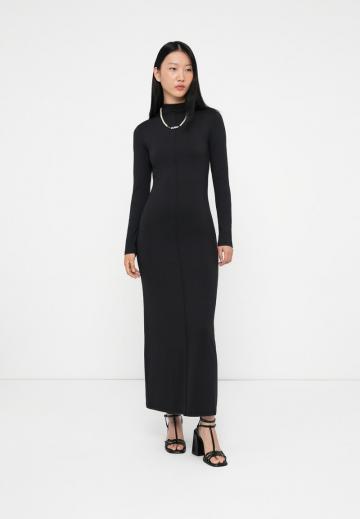 Длинное платье