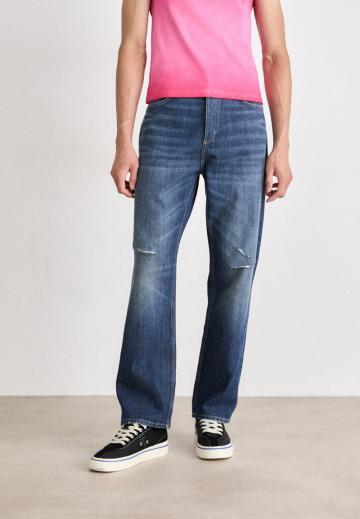 Прямые джинсы