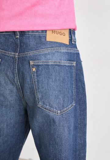 Прямые джинсы