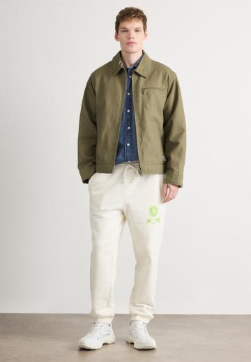 Спортивные штаны