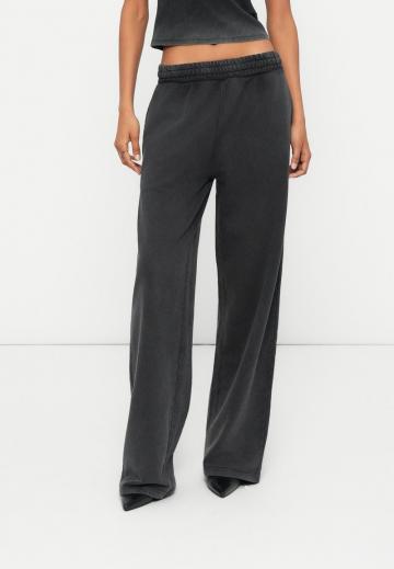 Спортивные штаны