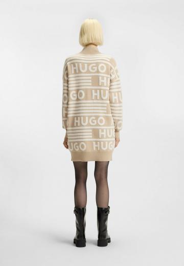 Вязаное платье