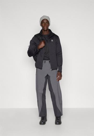 Спортивная кофта