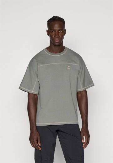 Спортивная майка