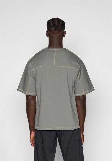 Спортивная майка