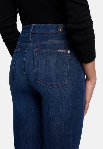 Короткие джинсы