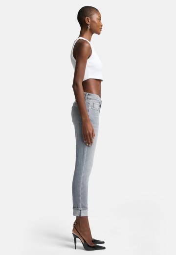 Короткие джинсы