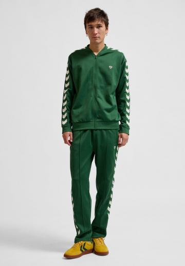 Спортивная куртка