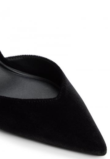 Туфли на высоком каблуке