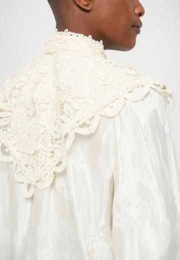 Шелковая блузка