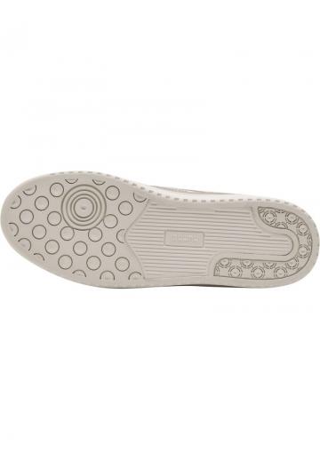 Гандбольные кроссовки