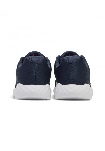 Тренировочные кроссовки