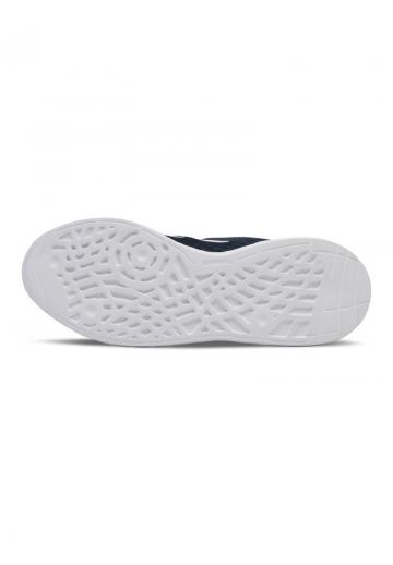 Тренировочные кроссовки