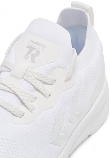 Тренировочные кроссовки