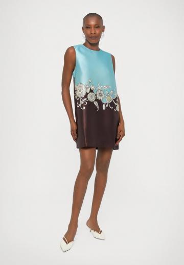 Пляжное платье