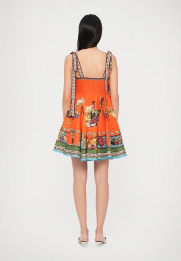 Короткое платье