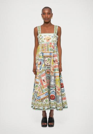 Длинное платье