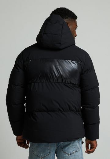 Зимняя куртка