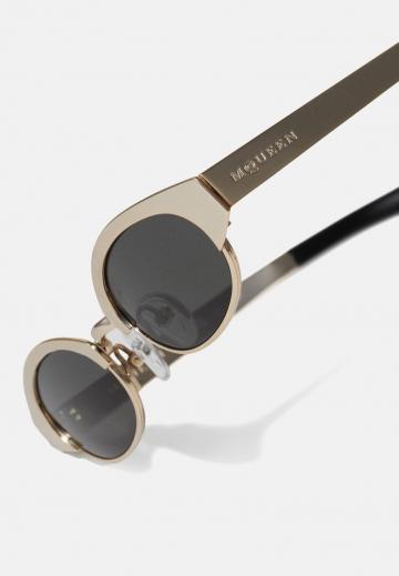 Солнечные очки