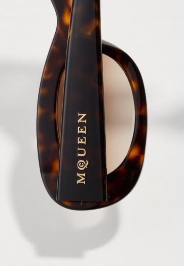 Солнечные очки